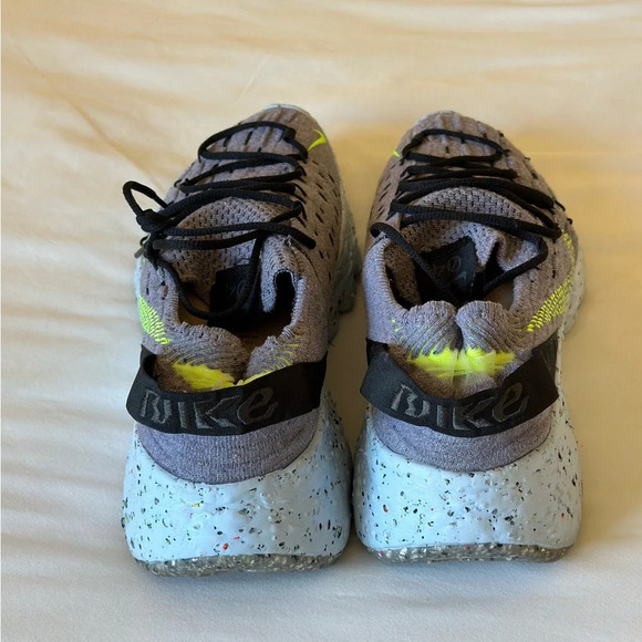 Nike Space Hippie 04 Grey/Volt-Black Men's Size 10.5 CZ6398-001 - Picture 5 of 10
